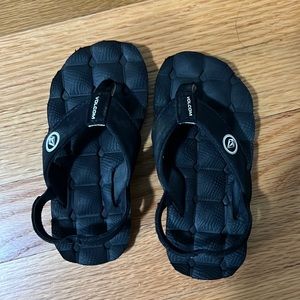 Volcom sandals toddler size 9